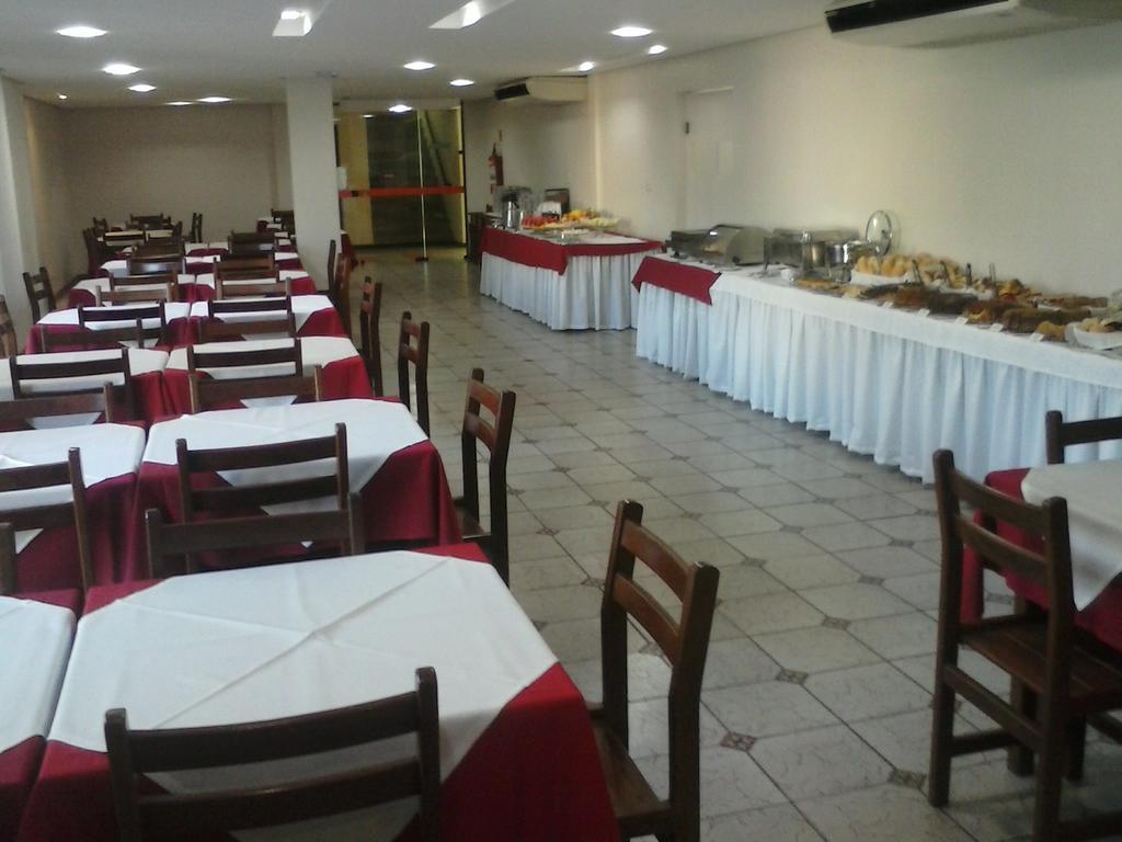 Thanharu Praia Hotel أنشيتا المظهر الخارجي الصورة