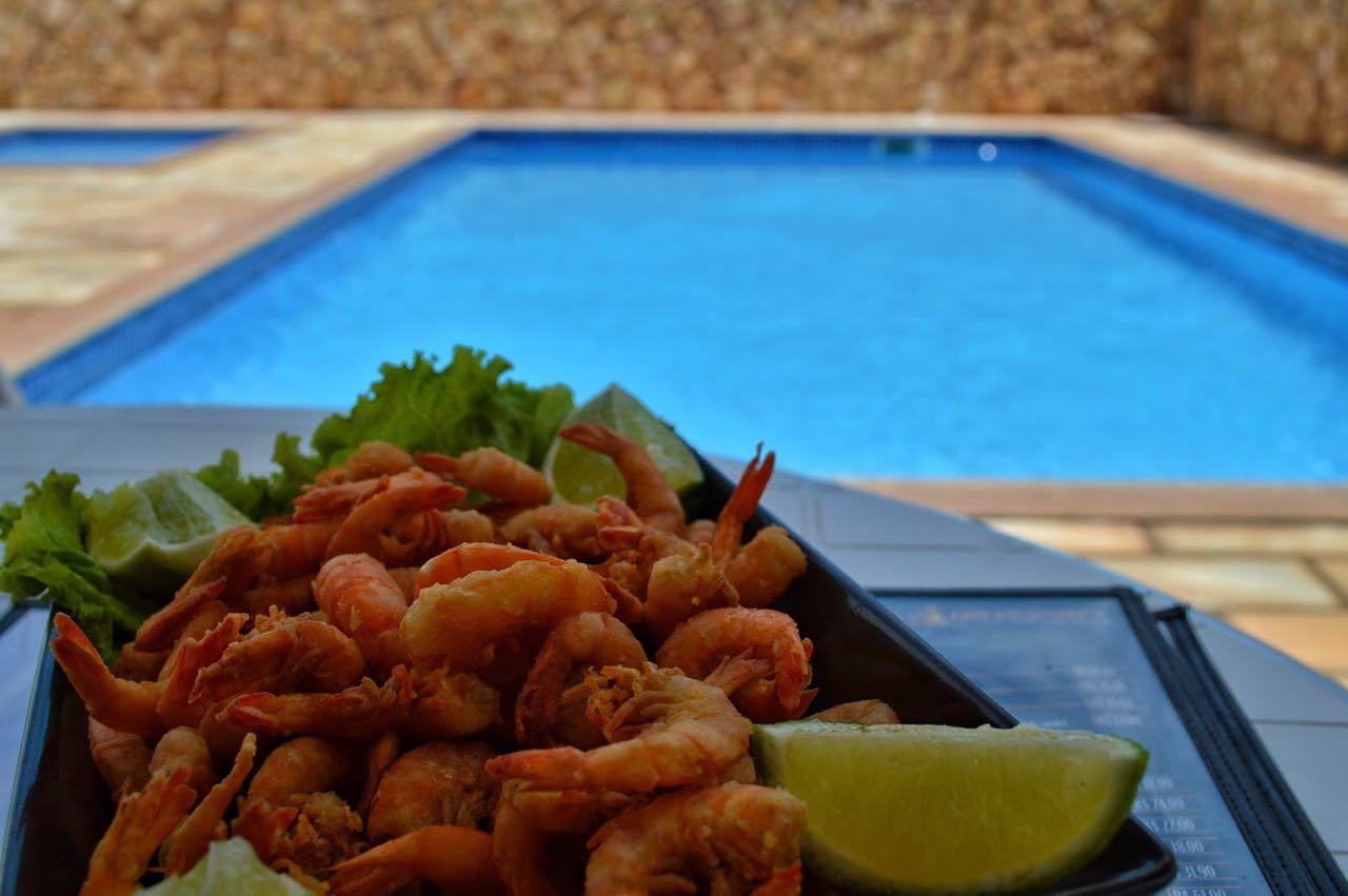 Thanharu Praia Hotel أنشيتا المظهر الخارجي الصورة